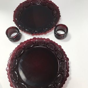 VTG Avon Cape Cod dessert plates & napkin holders.Ruby red color.